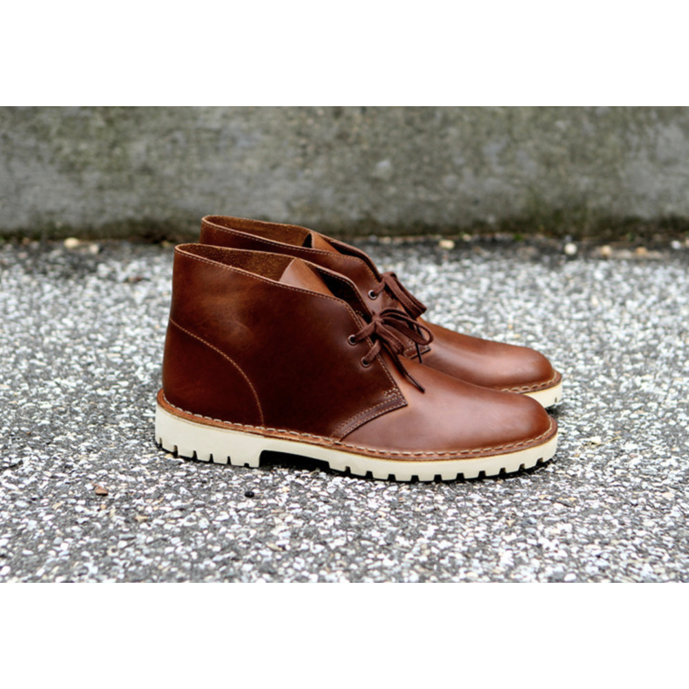 CLARKS original DESERT CHUKKA TROOPER BOOTS US 9